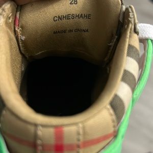 Kids 28 Burberry Sneaker